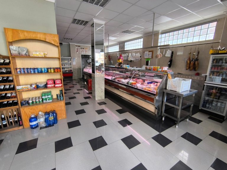 Commercial for Sale in Yecla, Murcia 1