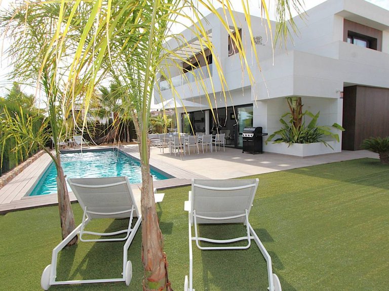 Villa for Sale in Ciudad Quesada, Rojales, Alicante 2