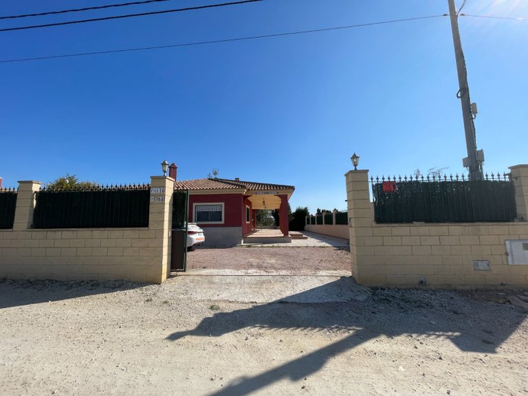 Villa for Sale in Albatera, Alicante 28
