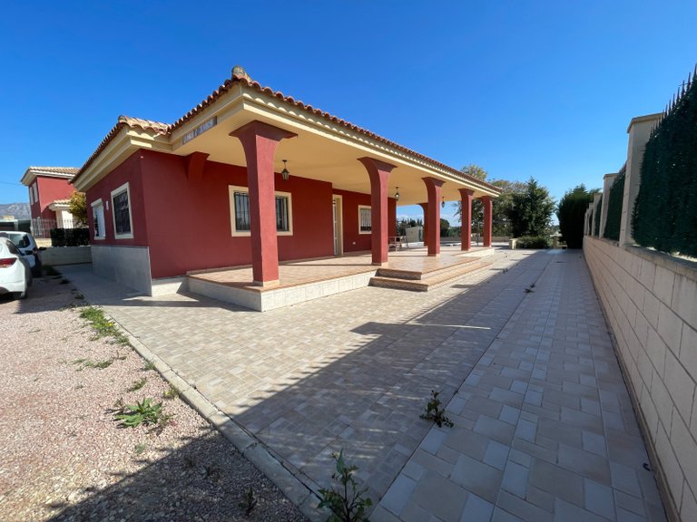 Villa for Sale in Albatera, Alicante 8