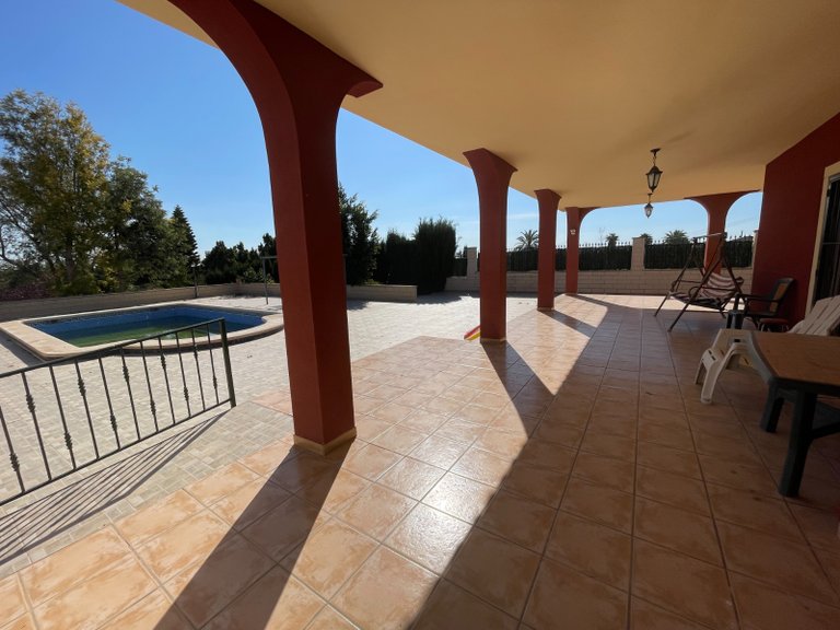 Villa for Sale in Albatera, Alicante 2