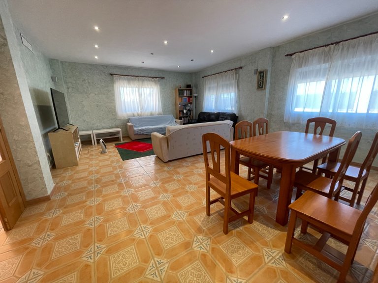 Villa for Sale in Albatera, Alicante 3