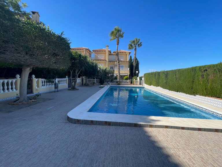 Villa for Sale in Guardamar Del Segura, Alicante 11