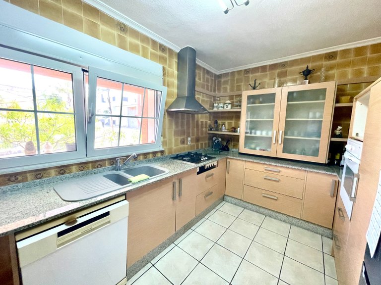 Villa for Sale in Benijofar, Alicante 3