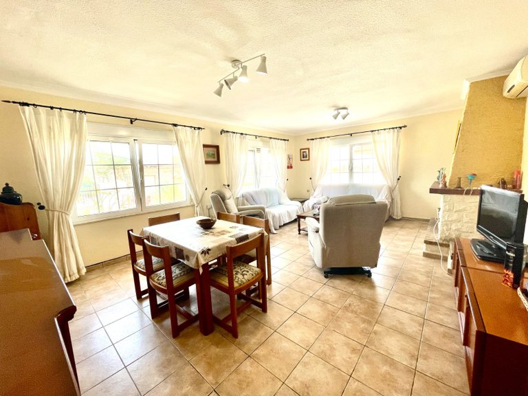 Villa for Sale in Benijofar, Alicante 2
