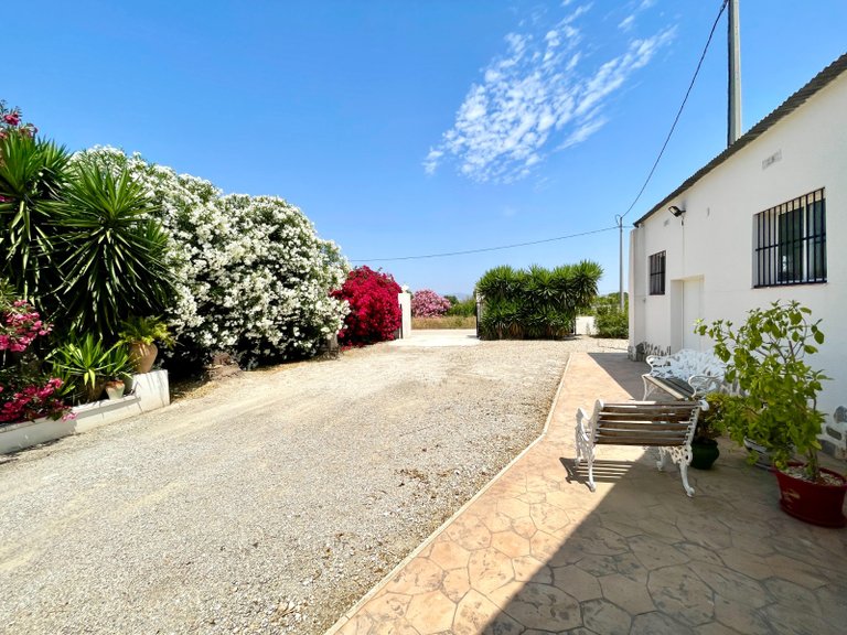 Villa for Sale in Daya Nueva, Alicante 3