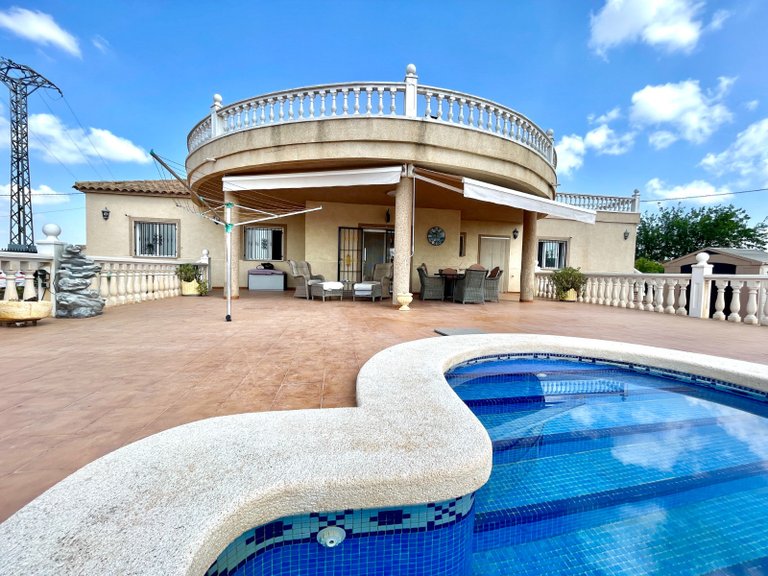 Villa for Sale in Catral, Alicante 39