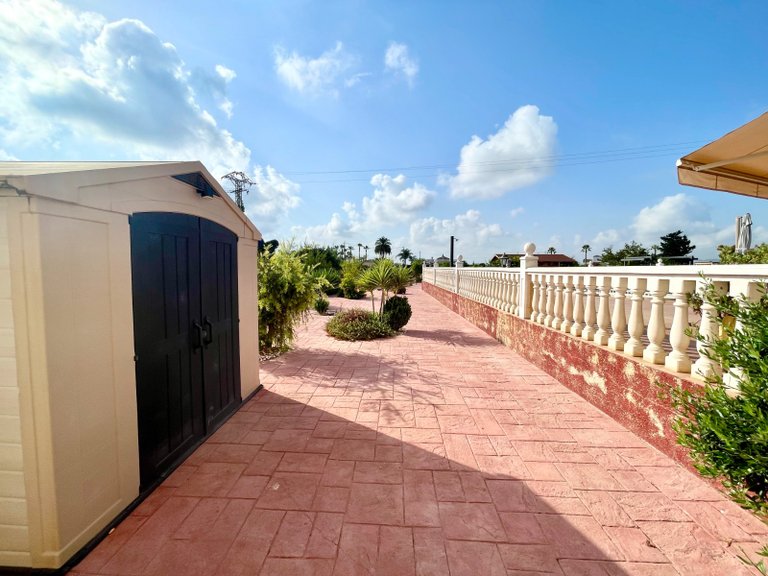 Villa for Sale in Catral, Alicante 4