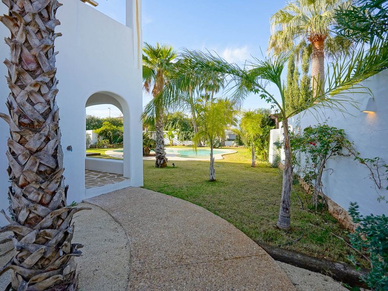 Villa for Sale in Benissa, Alicante 2