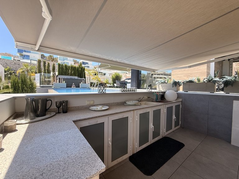 Villa for Sale in Finestrat, Alicante 39