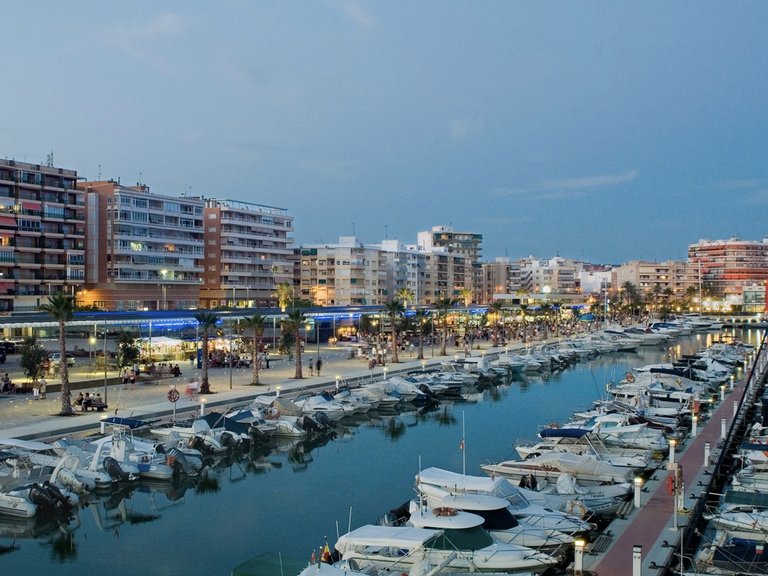 Apartment for Sale in Gran Alacant, Alicante 19