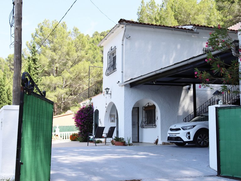 Villa for Sale in Inland Parcent, Alicante 46