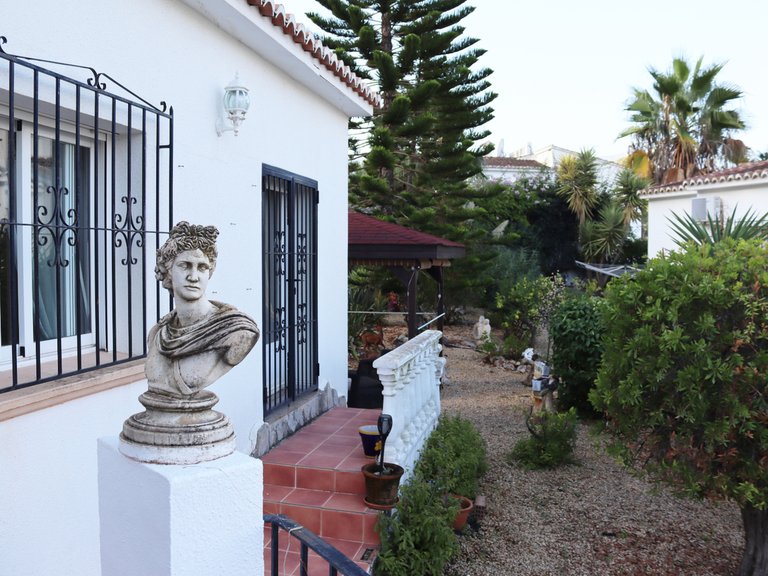 Villa for Sale in Inland Murla, Alicante 42