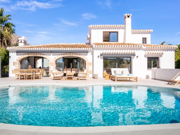 Villa for Sale in Javea/xabia, Alicante 2