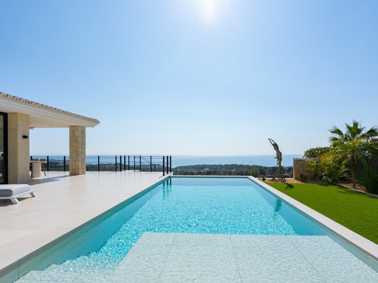 Villa for Sale in Benissa, Alicante 3