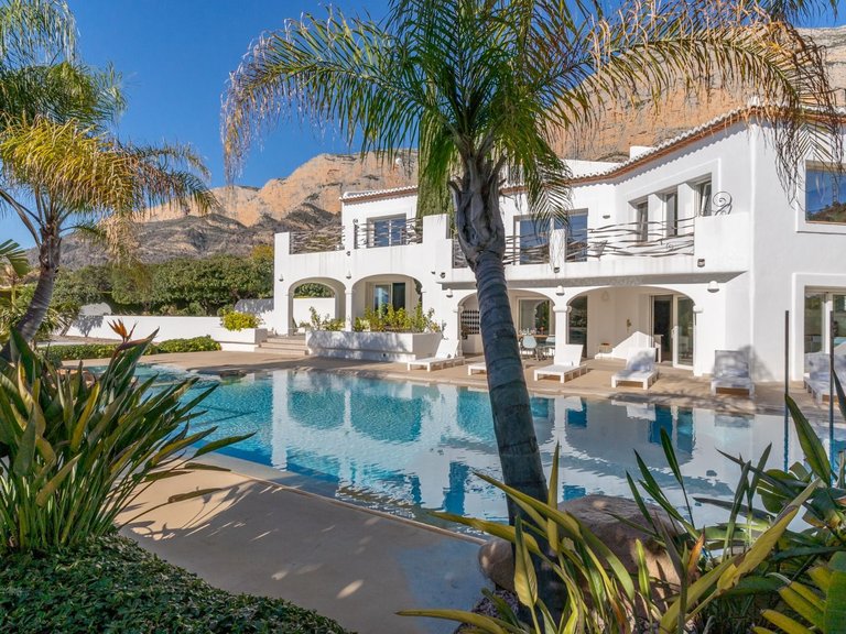 Villa for Sale in Javea/xabia, Alicante 1