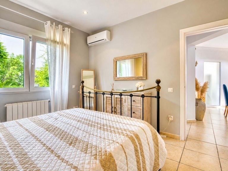 Villa for Sale in Javea/xabia, Alicante 30
