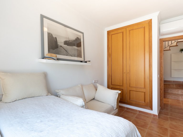 Town House for Sale in Altea, Alicante 28
