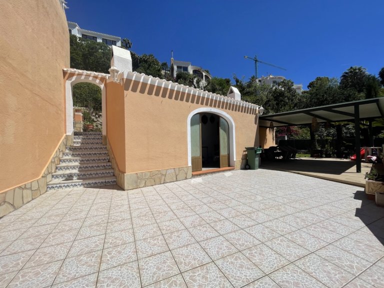 Villa for Sale in Javea/xabia, Alicante 46