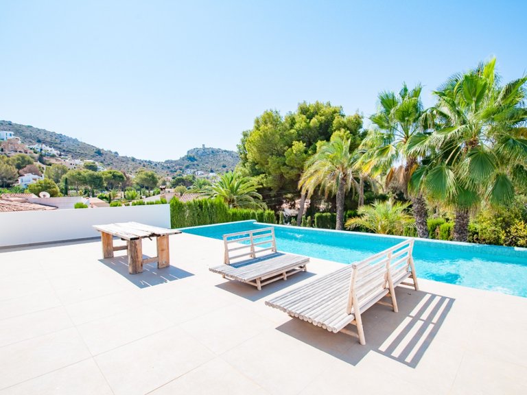 Villa for Sale in Moraira, Alicante 10