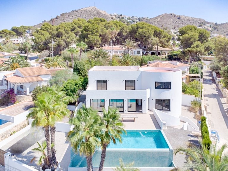 Villa for Sale in Moraira, Alicante 14