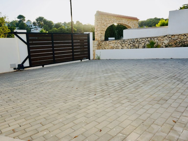 Villa for Sale in Moraira, Alicante 34