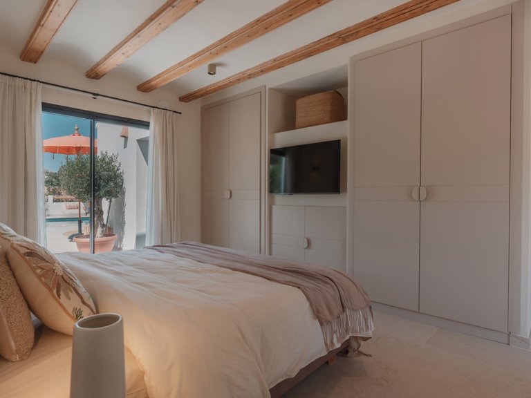 Villa for Sale in Javea/xabia, Alicante 28