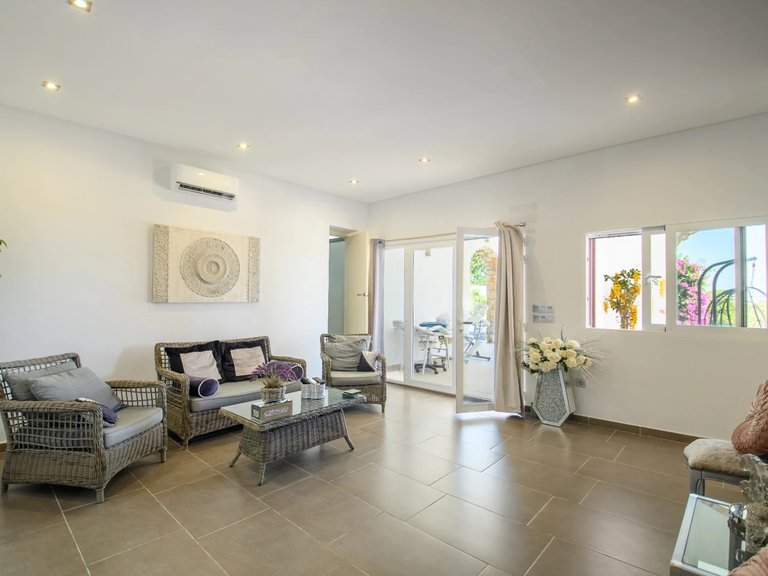 Villa for Sale in Javea/xabia, Alicante 30