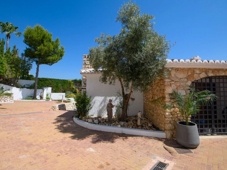 Villa for Sale in Javea/xabia, Alicante 39