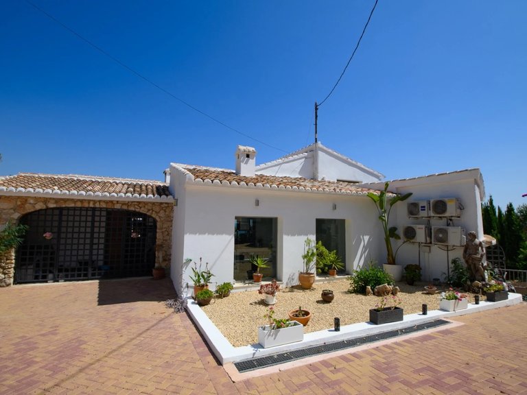 Villa for Sale in Javea/xabia, Alicante 41
