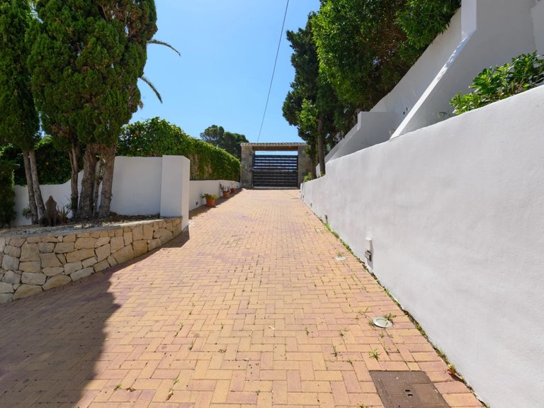 Villa for Sale in Javea/xabia, Alicante 32