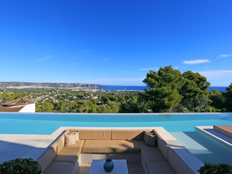 Villa for Sale in Javea/xabia, Alicante 3