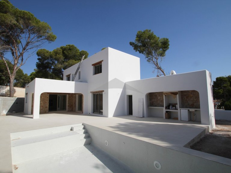 Villa for Sale in Moraira, Alicante 1