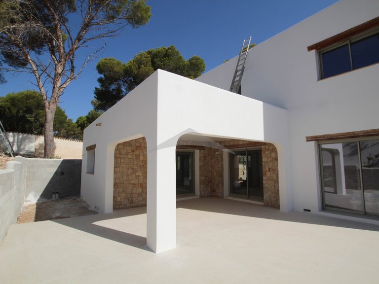 Villa for Sale in Moraira, Alicante 2
