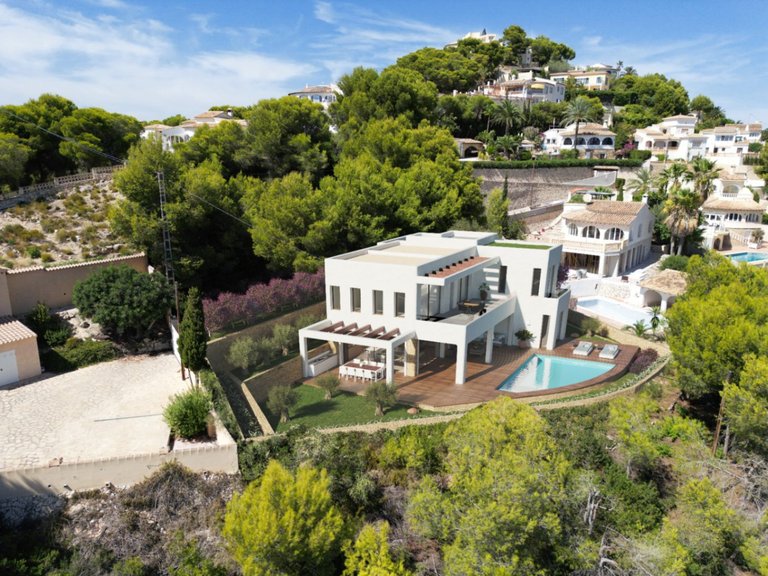 Villa for Sale in Moraira, Alicante 4