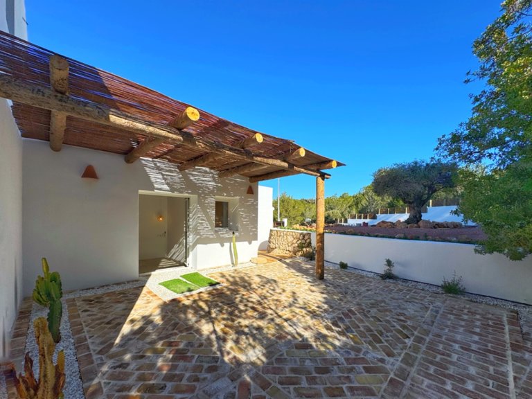 Villa for Sale in Javea/xabia, Alicante 30