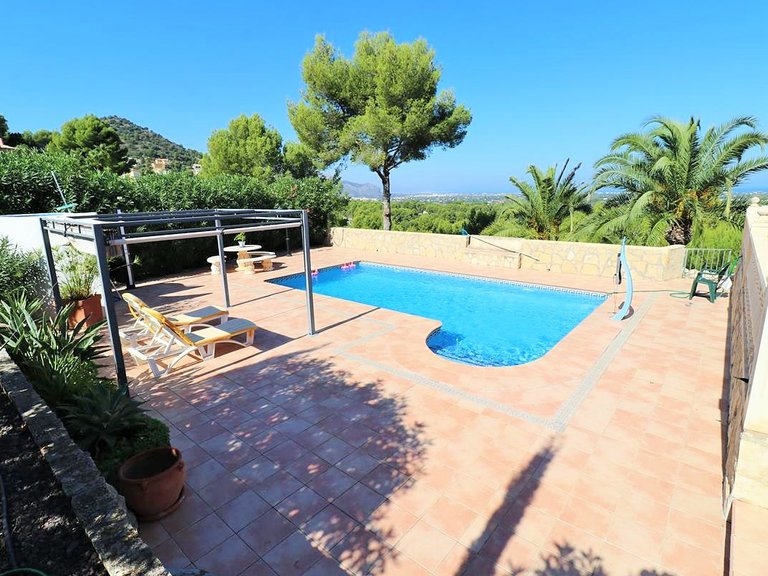 Villa for Sale in Inland Pedreguer, Alicante 4