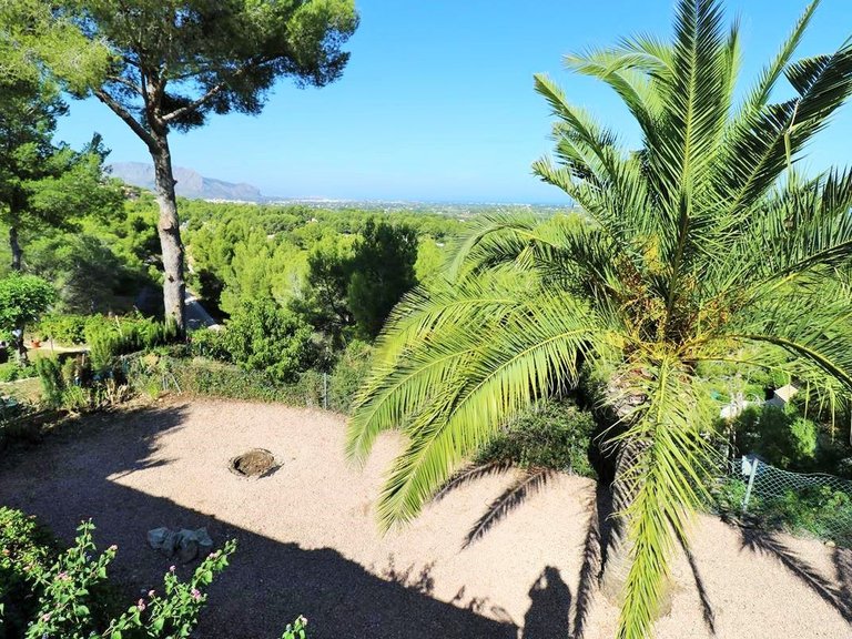 Villa for Sale in Inland Pedreguer, Alicante 16