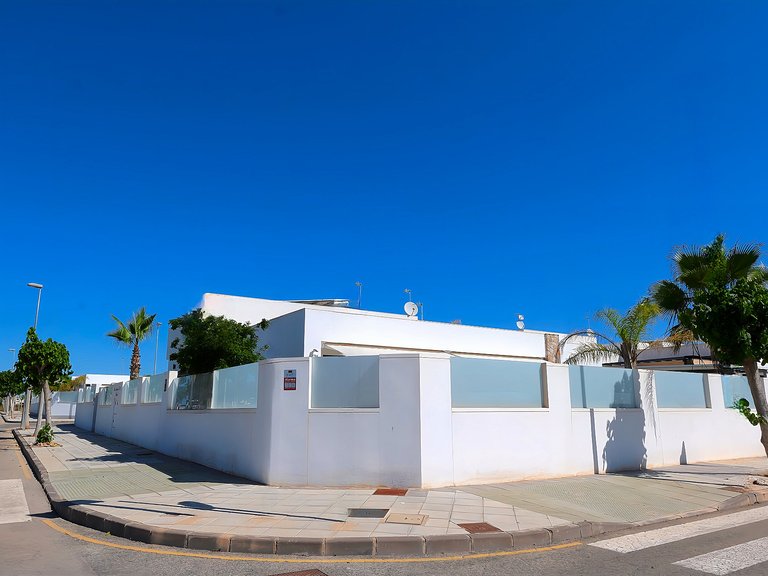 Villa for Sale in Costa Blanca Pilar De La Horadada, Alicante 3