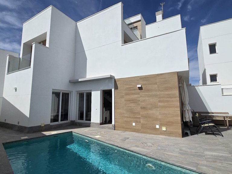 Villa for Sale in Costa Calida San Pedro Del Pinatar, Murcia 2