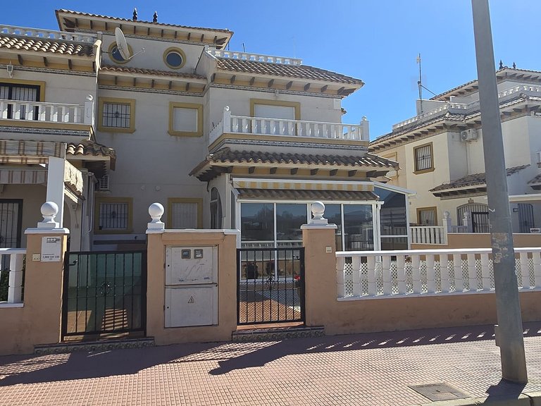 Town House for Sale in Costa Blanca Orihuela Costa, Alicante 23