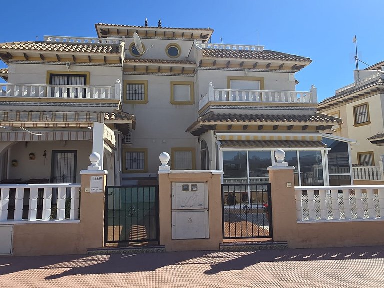 Town House for Sale in Costa Blanca Orihuela Costa, Alicante 2