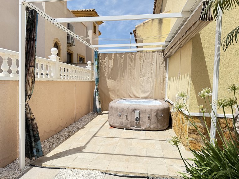Apartment for Sale in Orihuela Costa, Alicante 27