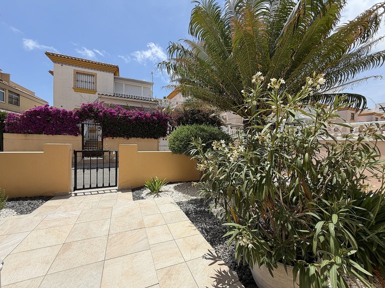 Apartment for Sale in Orihuela Costa, Alicante 8