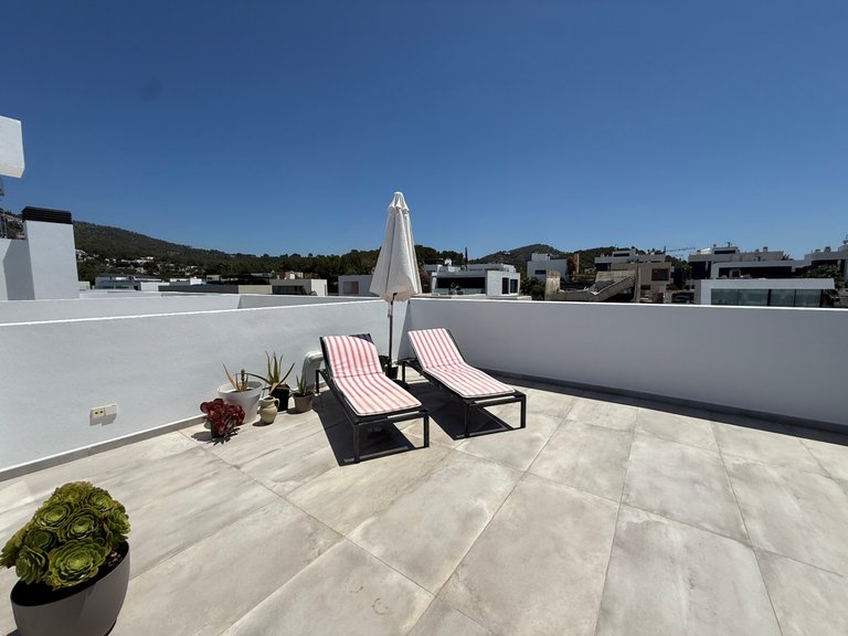 Villa for Sale in Santa Eulària Des Riu, Balearic Islands 38