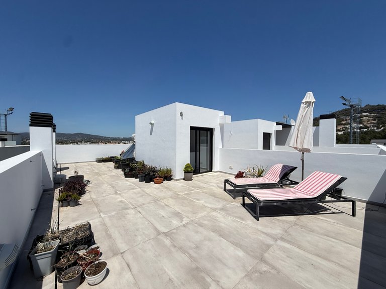 Villa for Sale in Santa Eulària Des Riu, Balearic Islands 40