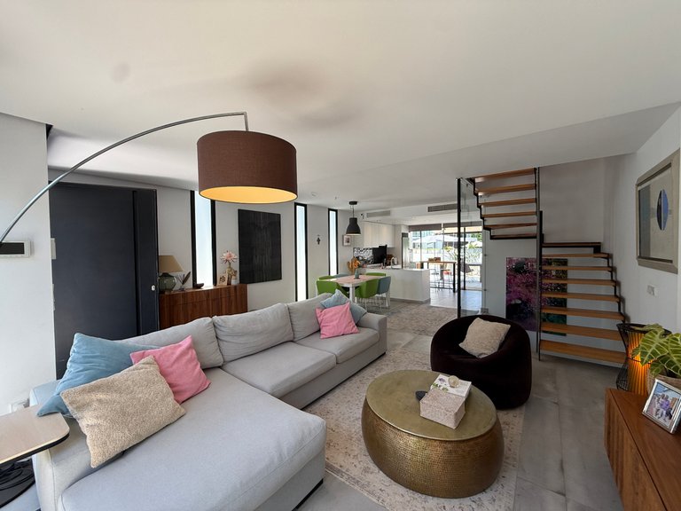 Villa for Sale in Santa Eulària Des Riu, Balearic Islands 8