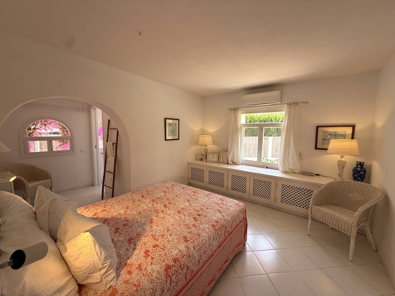 Villa for Sale in Santa Eulària Des Riu, Balearic Islands 19