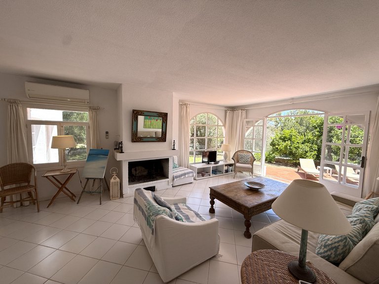 Villa for Sale in Santa Eulària Des Riu, Balearic Islands 17
