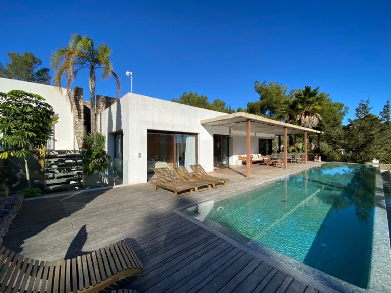 Villa for Sale in San José, Balearic Islands 3